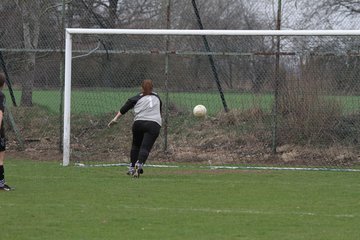 Bild 206 - Frauen am 3.4.11